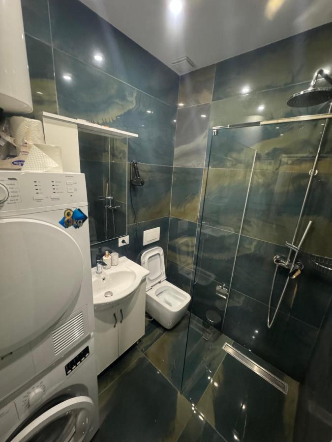 Altair Apartment Tirana Exteriör bild